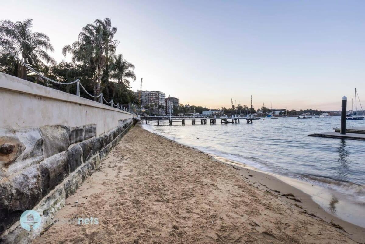 Studio Apt With Parking Balcony & Water Views シドニー エクステリア 写真